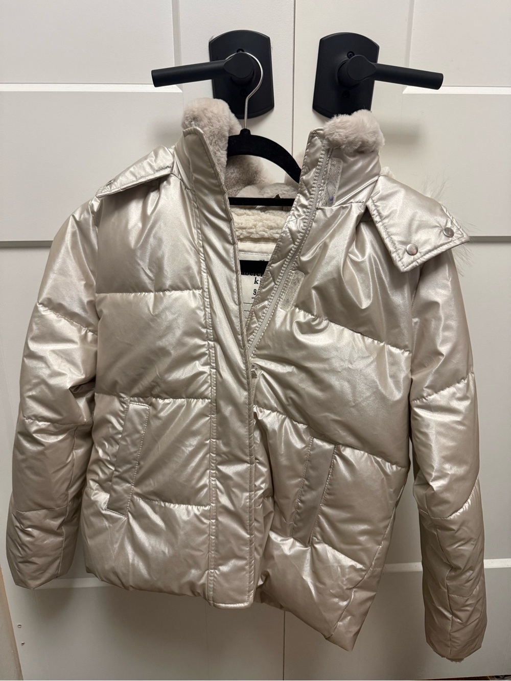 Abercrombie & Fitch Girls Metallic Pearl Puffer Jacket with Faux Fur